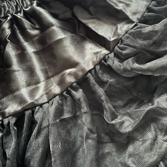 Black petticoat puffy - Picture 6 of 7